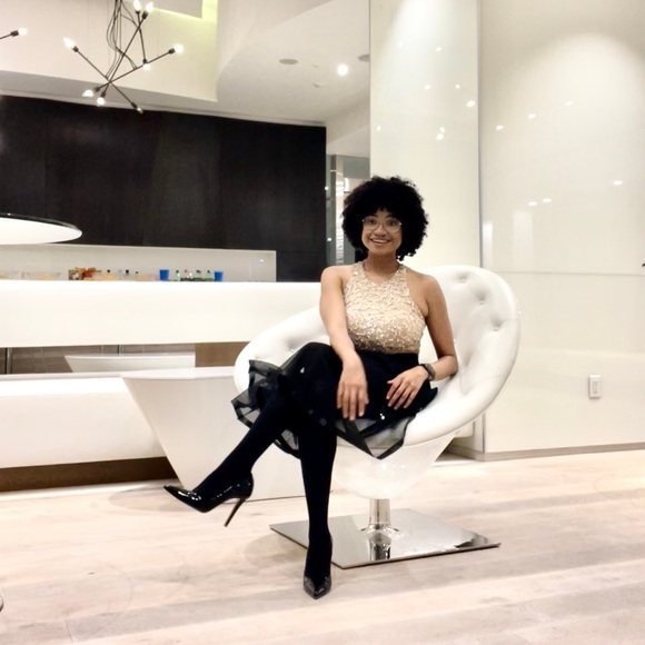 Meet your Posher, Tahani Rose💋❤️🌹 - Picture 3 of 6